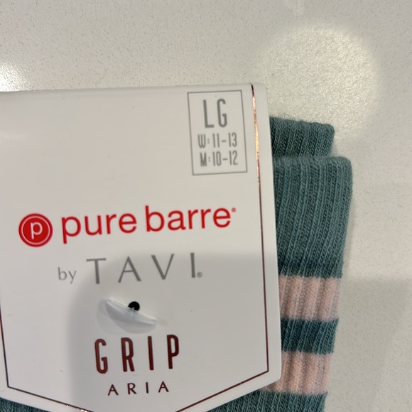 Oh so cute! Aria Mint Pink Ankle socks. - Picture 4 of 4